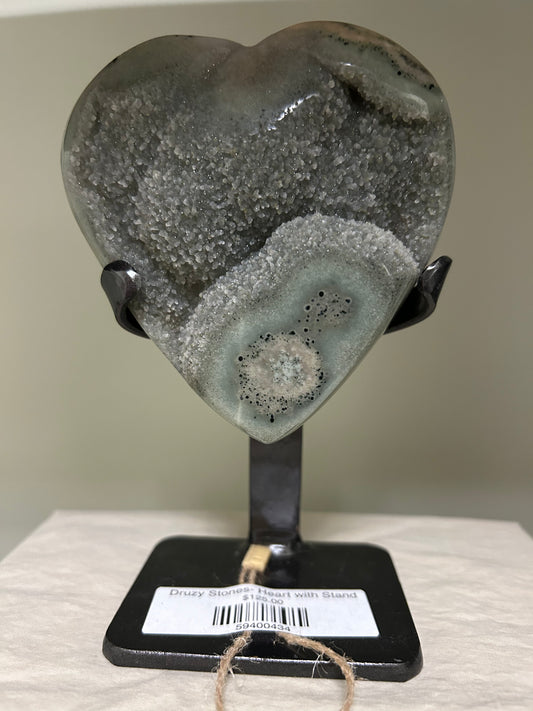 Druzy Stones- Heart with Stand