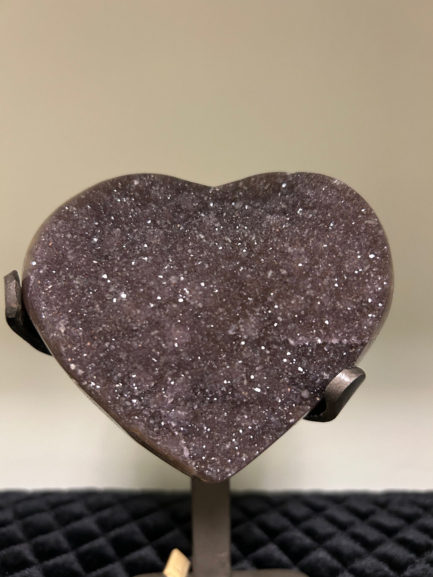 Druzy Stones- Heart with Stand