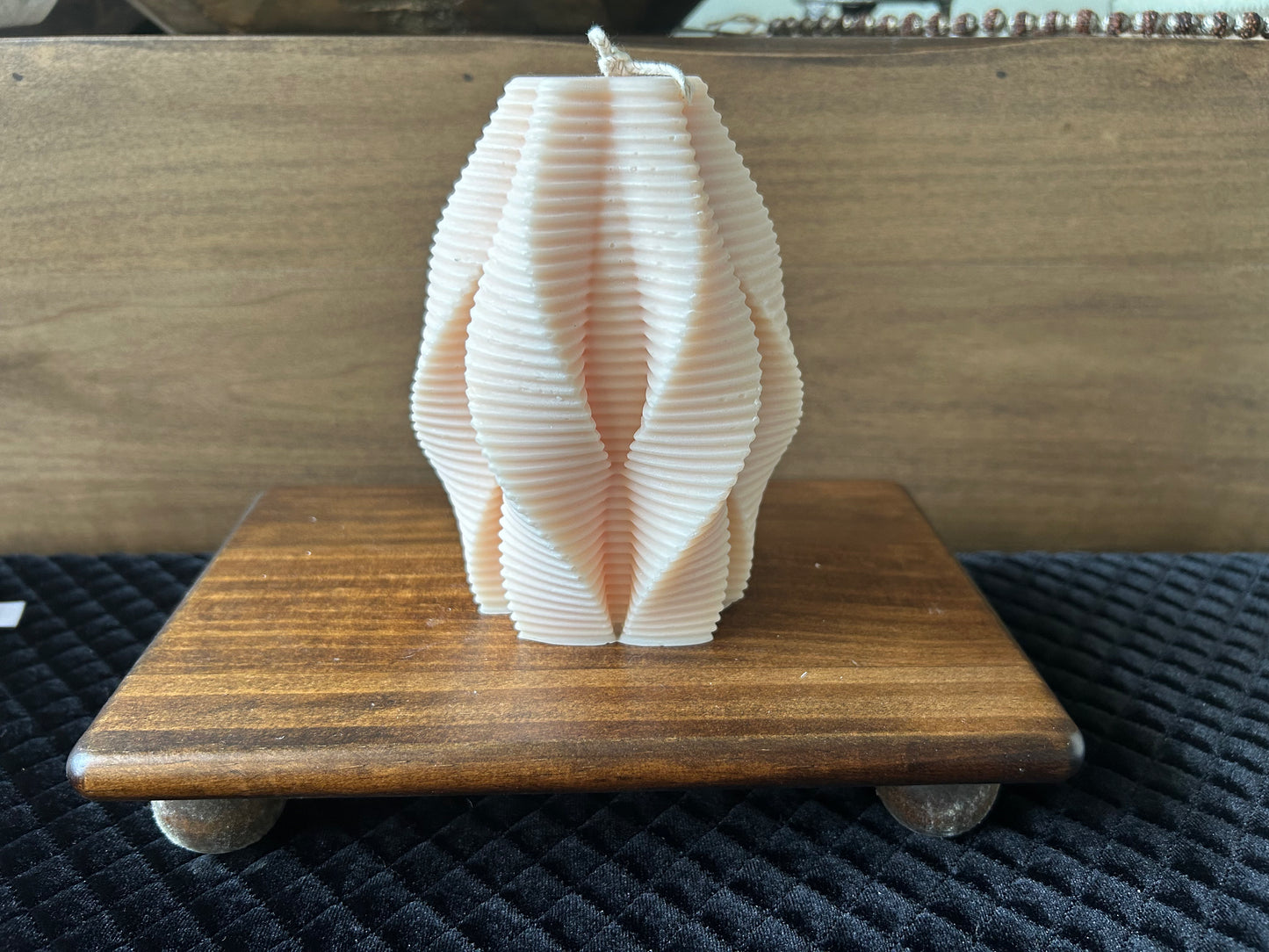 Ribbed Swirl Candle
